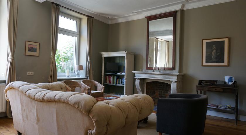 Huis Van Loon Borgloon Ruang foto
