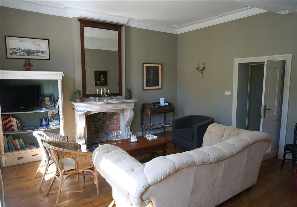 Huis Van Loon Borgloon Bagian luar foto