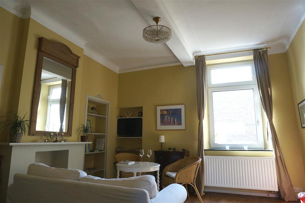 Huis Van Loon Borgloon Bagian luar foto